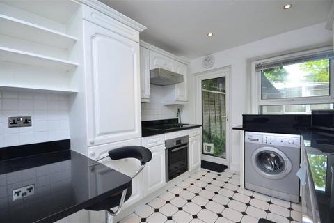 3 bedroom apartment to rent, Buckland Crescent, Swiss Cottage, London, NW3