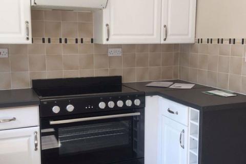 2 bedroom terraced house to rent, Meadow Way, Bristol