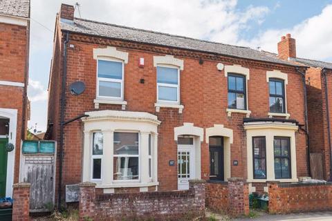 4 bedroom terraced house to rent, Oxford Road, Gloucester GL1