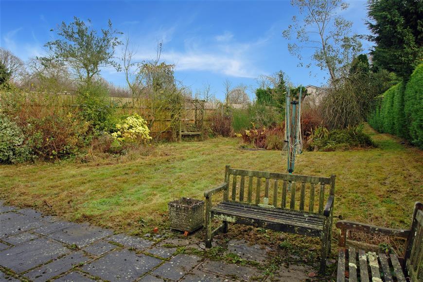 Broomfield Road, Kingswood, Maidstone, Kent 3 bed detached bungalow £