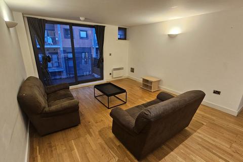 2 bedroom apartment to rent, Isaac Way, Manchester M4