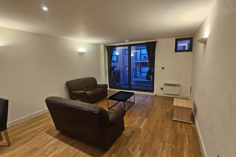 2 bedroom apartment to rent, Isaac Way, Manchester M4