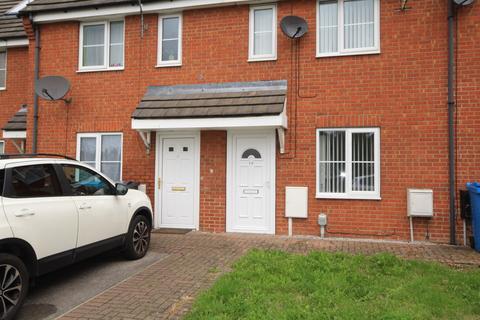 3 bedroom terraced house to rent, Wormley Court, Hull, HU6