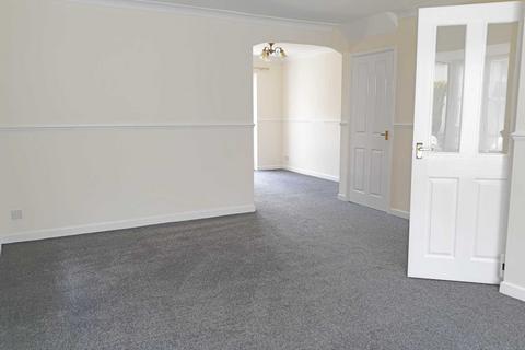 3 bedroom link detached house to rent, Church View Close, Melton