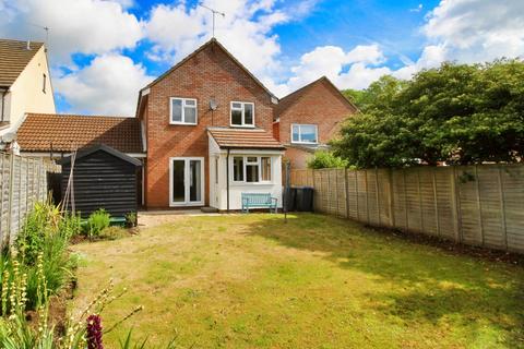 3 bedroom link detached house to rent, Church View Close, Melton