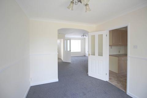 3 bedroom link detached house to rent, Church View Close, Melton