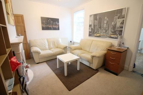 3 bedroom terraced house to rent - Percy Road , Southsea
