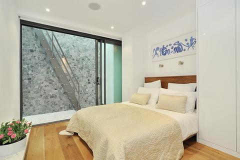 undefined, Atherstone Mews, South Kensington, London