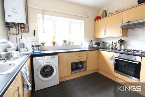 5 bedroom terraced house to rent, Shakespeare Avenue, Southampton