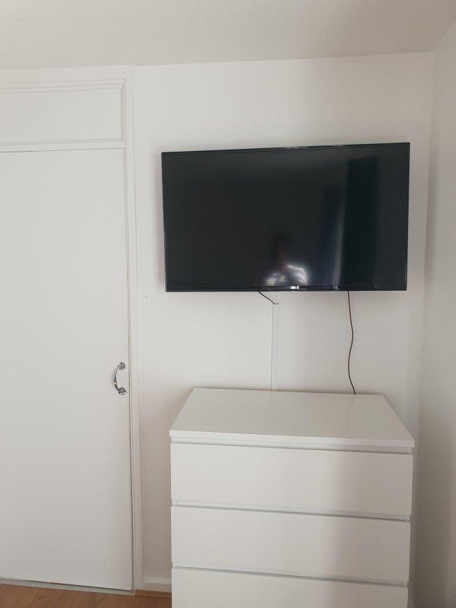 Brough-close-b7-5hx-953162