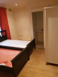 2 bedroom flat for sale, STOWE ROAD , LONDON W12