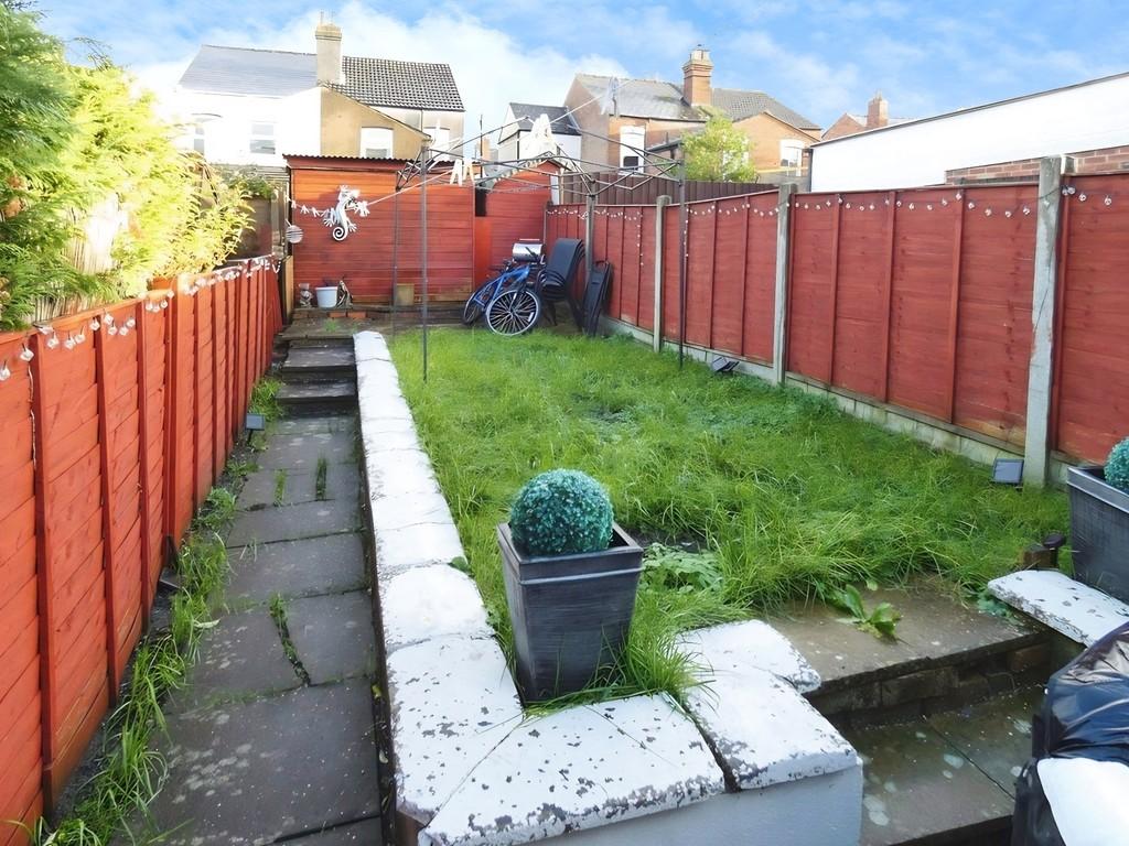 229f7786-garden