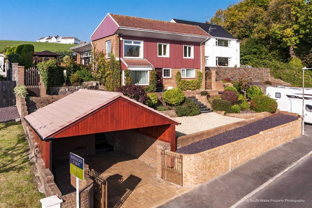 Jovale, Maes Y Coed, The Knap, Barry 4 bed detached house £550,000