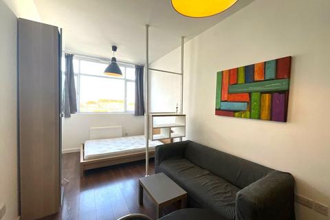 undefined, Flat 8, City Gate, - St. Sepulchre Gate, Doncaster