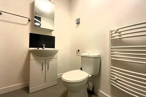 undefined, Flat 8, City Gate, - St. Sepulchre Gate, Doncaster