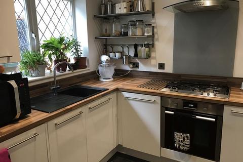 3 bedroom semi-detached house to rent, Little Copse Chase, Basingstoke RG24