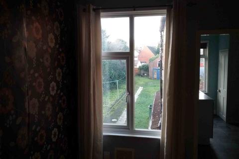 undefined, 10 Grove Road