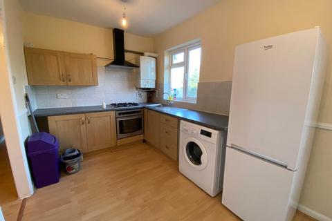 1 bedroom flat to rent, Norwood Road, Southall, Middlesex, UB2