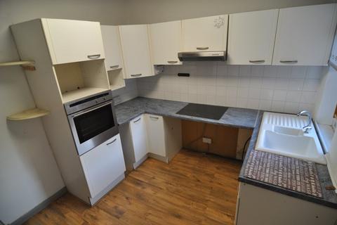 3 bedroom house to rent, Wall Street, Barnsley