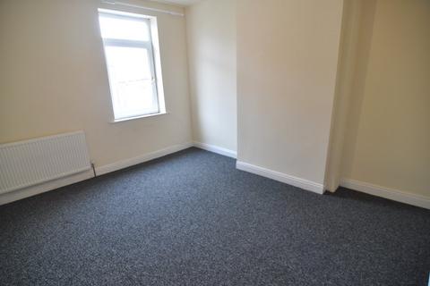 3 bedroom house to rent, Wall Street, Barnsley