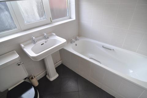 3 bedroom house to rent, Wall Street, Barnsley