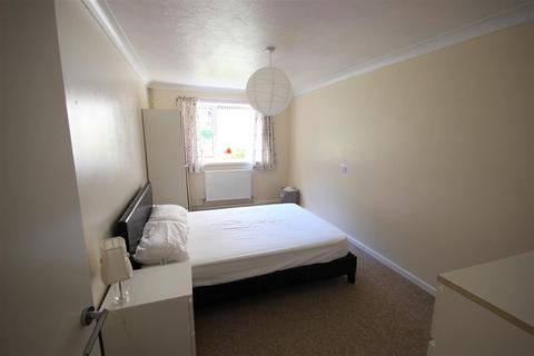 1 bedroom apartment to rent, Mimosa Court, Burstead Close, Brighton