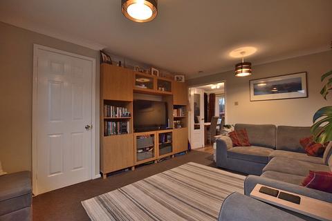 undefined, Duckett Close, Richmond