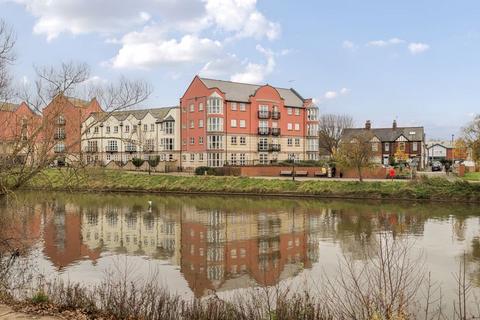 3 bedroom flat to rent, Waterside, EXETER