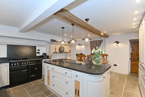 4 bedroom cottage for sale - The Courtyard, Main Street, Winster, Matlock