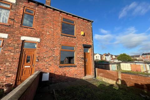 2 bedroom house to rent, Wilding Street, Wigan