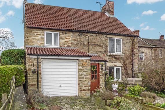 Sunny Cottage Hunton 4 Bed Detached House For Sale 340 000