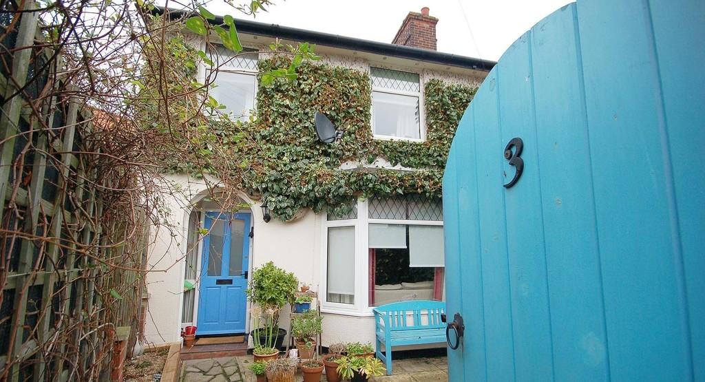 Priory Road, Sheringham 3 bed semidetached house £275,000