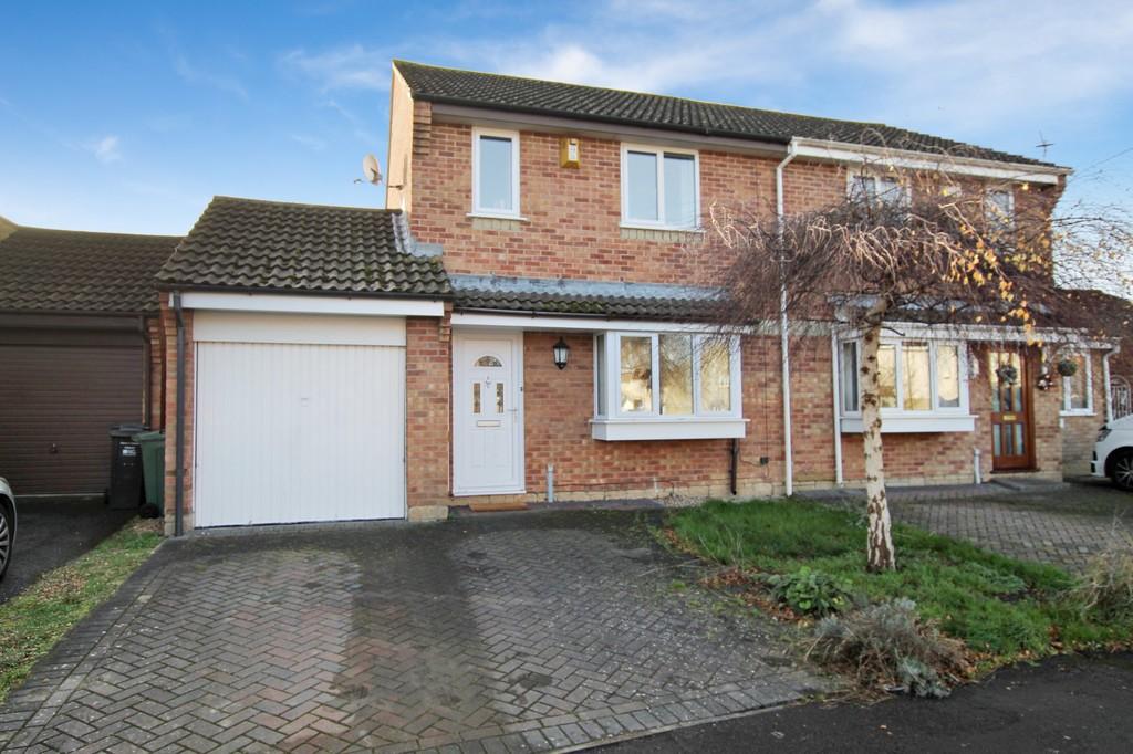 Shellthorn Grove, Bridgwater 3 bed semidetached house £199,950