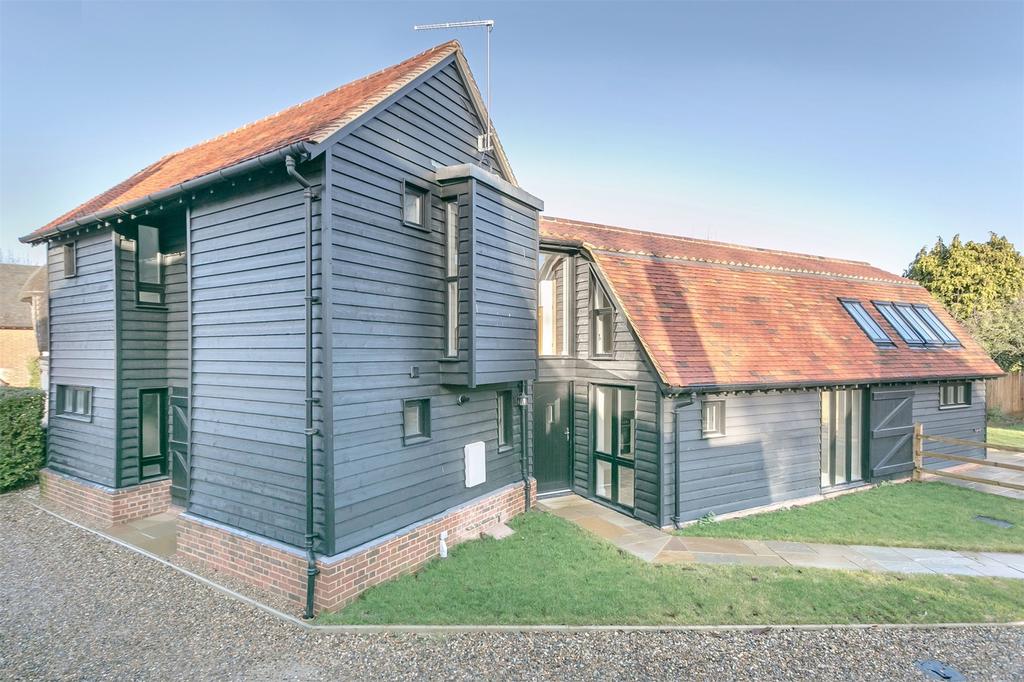 Crow Street, Henham, BISHOP'S STORTFORD, Essex 3 bed barn ...