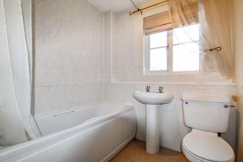 35 Bascombe Grove, Crayford, Dartford, DA1 3RG
