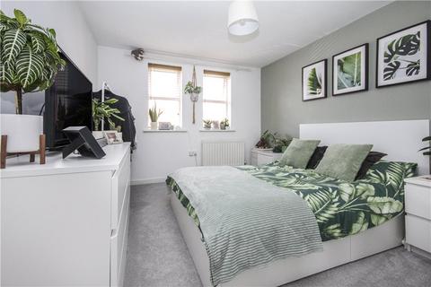 2 bedroom apartment to rent, Bowater Gardens, Sunbury-on-Thames, Surrey, TW16