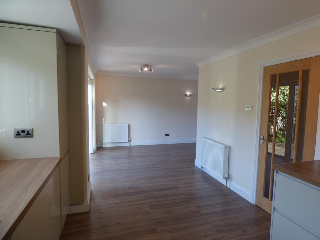 Living / Dining Room