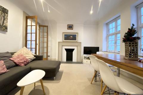 4 bedroom flat to rent - Wheatley Street, London W1G