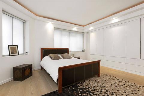 3 bedroom apartment to rent - Princelet Street, Spitalfields, E1