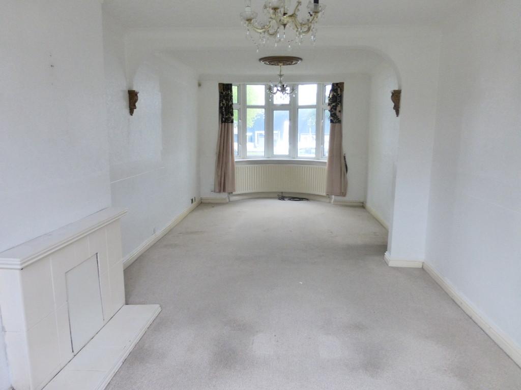 Abbey Lane, Leicester, LE4 0DA 3 bed semidetached house £750 pcm (£