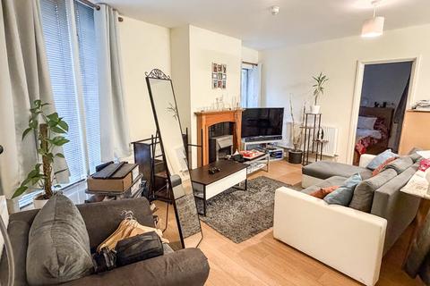 2 bedroom apartment to rent, Wells Road, Bath