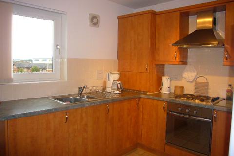 2 bedroom flat to rent, Shawfarm Gardens, South Ayrshire KA9