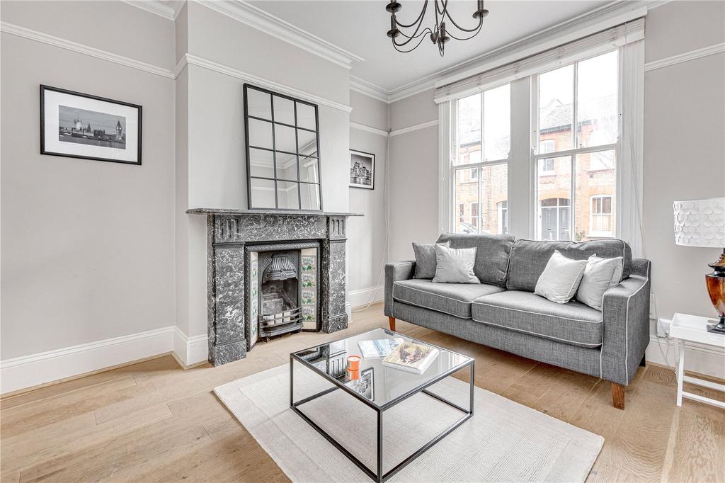 Ingelow Road, Battersea, London 2 bed £2,500 pcm (£577 pw)