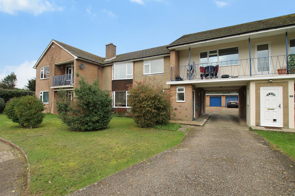 Findon Road, Worthing 2 bed apartment £850 pcm (£196 pw)