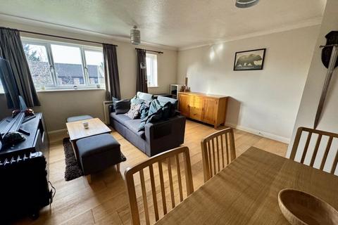 2 Birinus Close, High Wycombe, HP12 3LZ