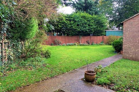 2 Birinus Close, High Wycombe, HP12 3LZ