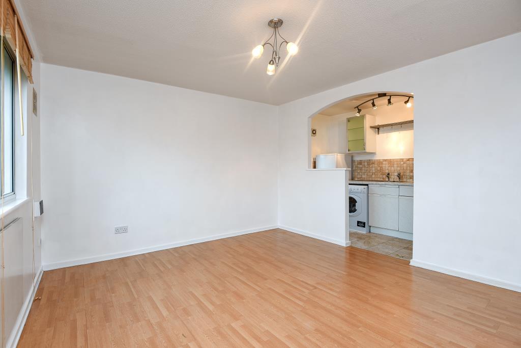 Banbury, Oxfordshire, OX16 1 bed apartment to rent £800 pcm (£185 pw)
