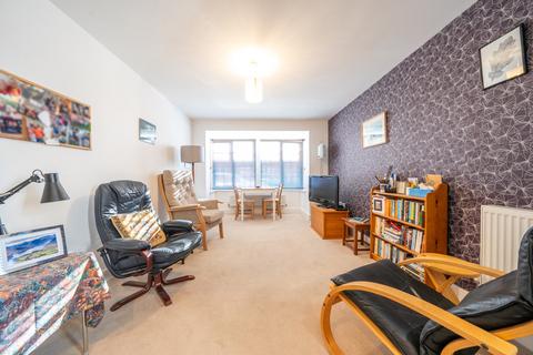 1 Whitchurch House, 1 Wren Lane, Ruislip, HA4 8FF