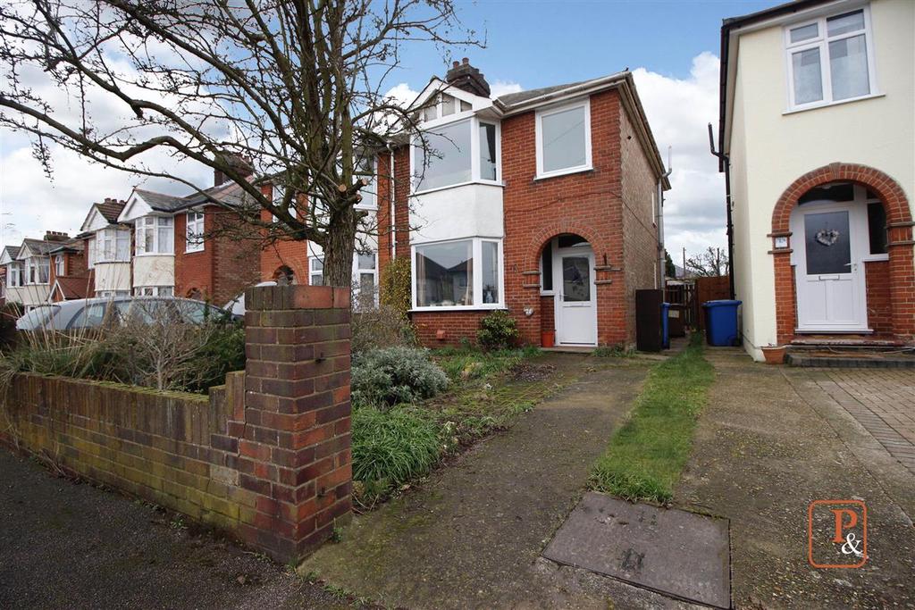 Avondale Road, Ipswich 3 bed semidetached house £180,000