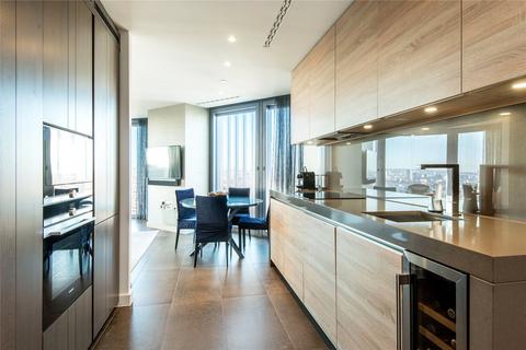 2 bedroom apartment to rent, Chronicle Tower, EC1V